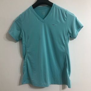 Nike women’s V-neck shirt  pull over short sleeves blue. M